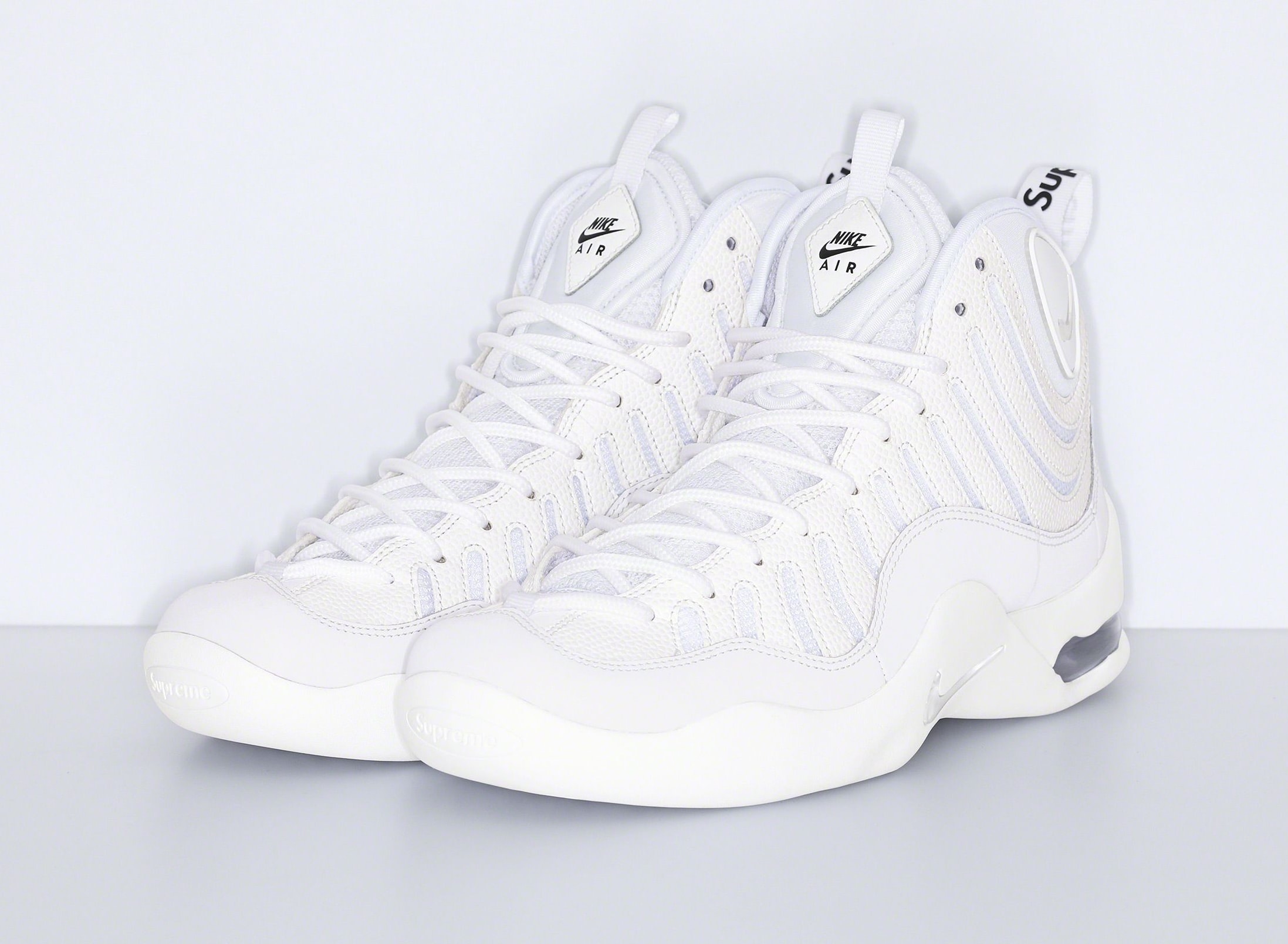 Supreme x Nike Air Bakin &#x27;White&#x27; Pair