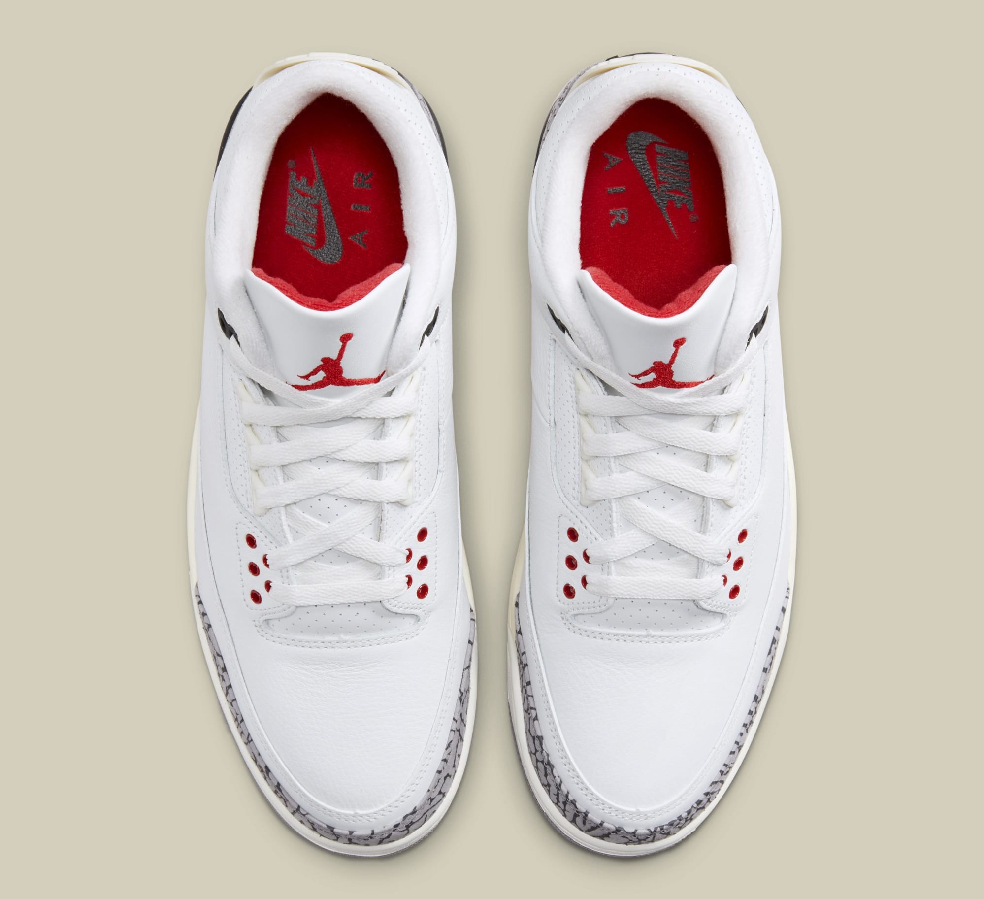 Air Jordan 3 &#x27;White/Cement&#x27; Remastered DN3707-100 (Top)