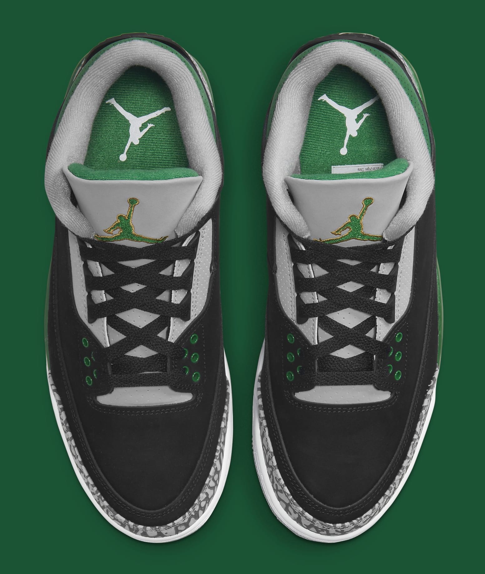 Air Jordan 3 Retro &#x27;Pine Green&#x27; CT8532 030 Top