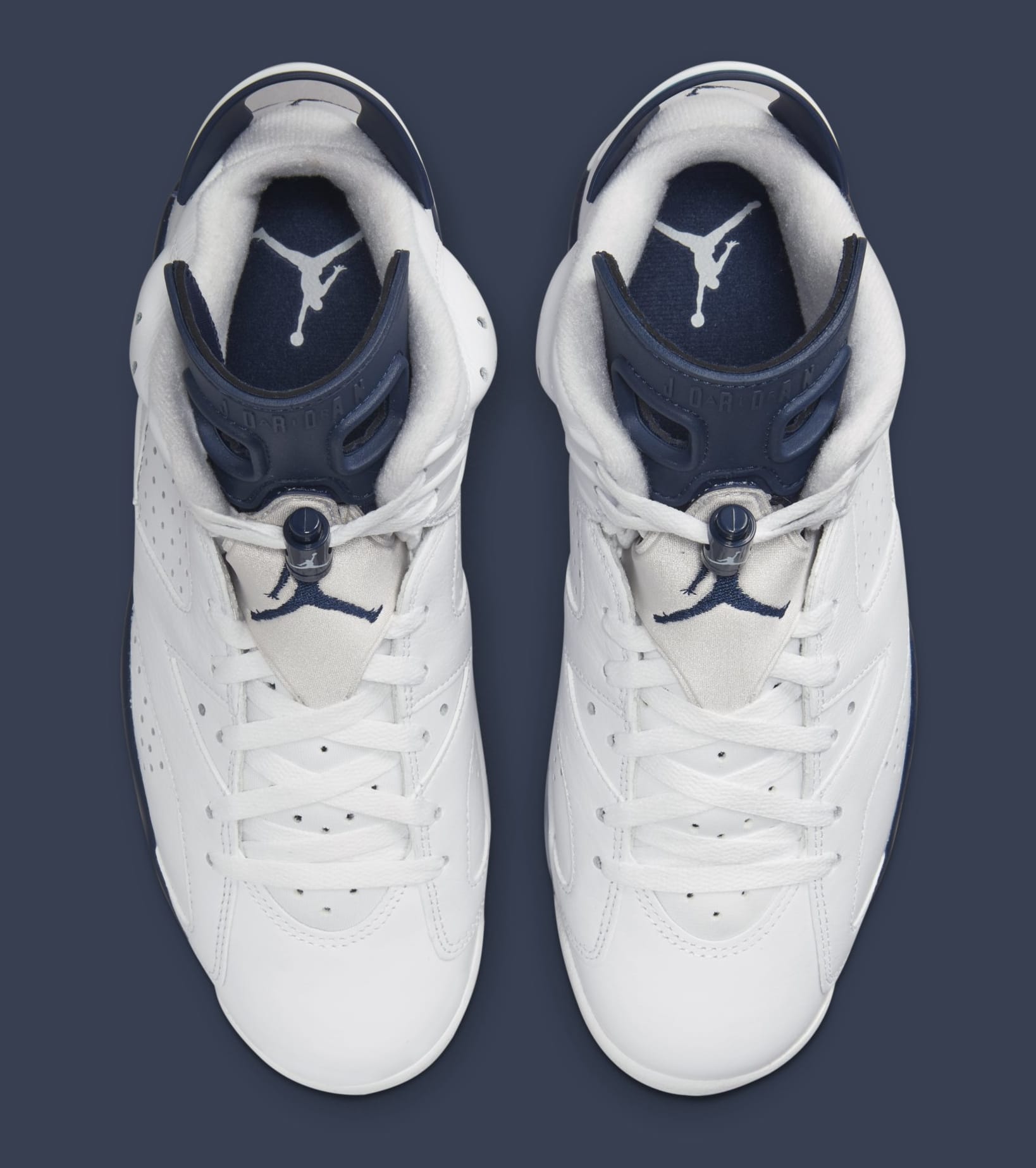 Navy blue and hot sale white jordan 6