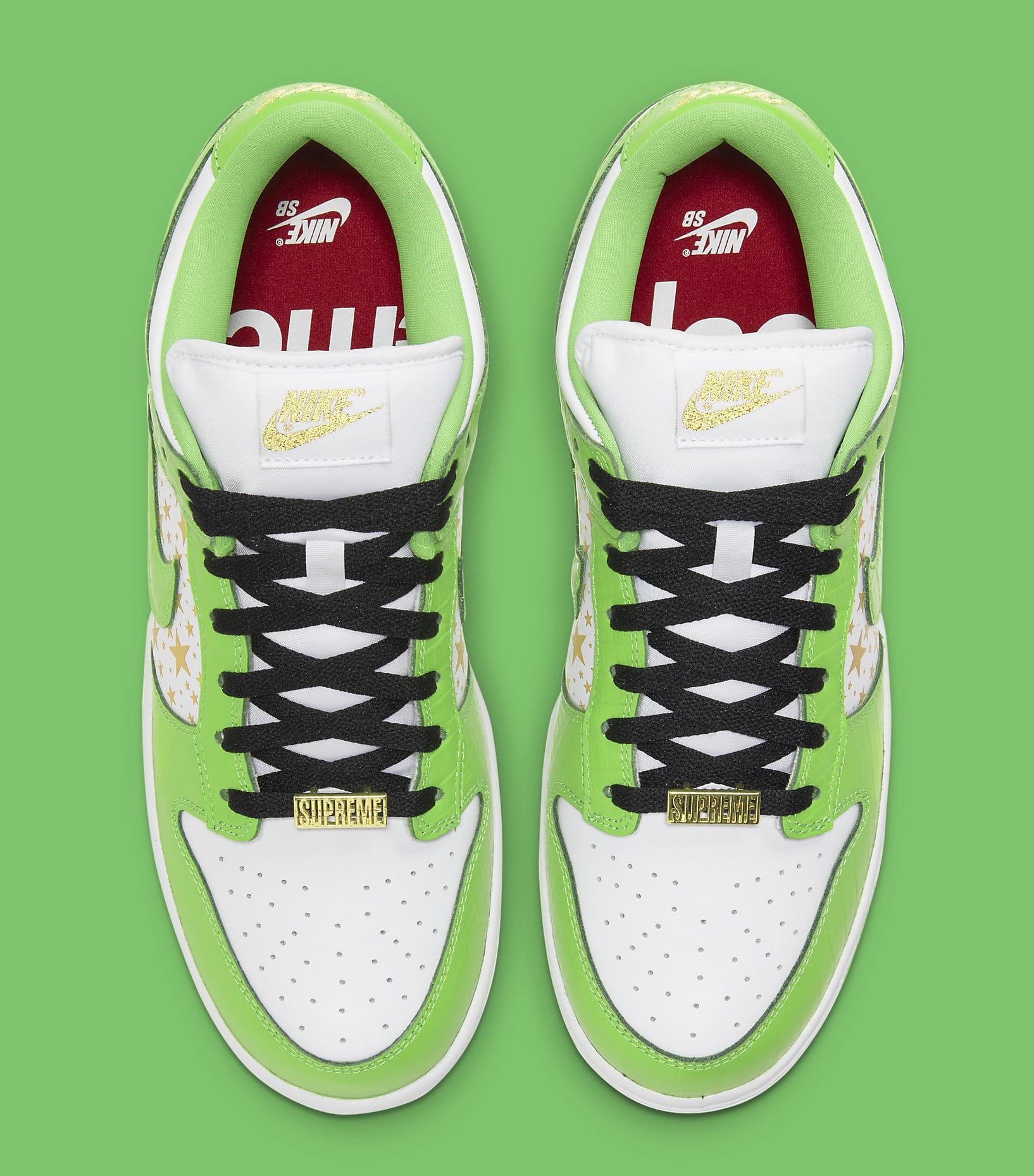 Supreme x Nike SB Dunk Low &#x27;Green&#x27; DH3228-101 Top