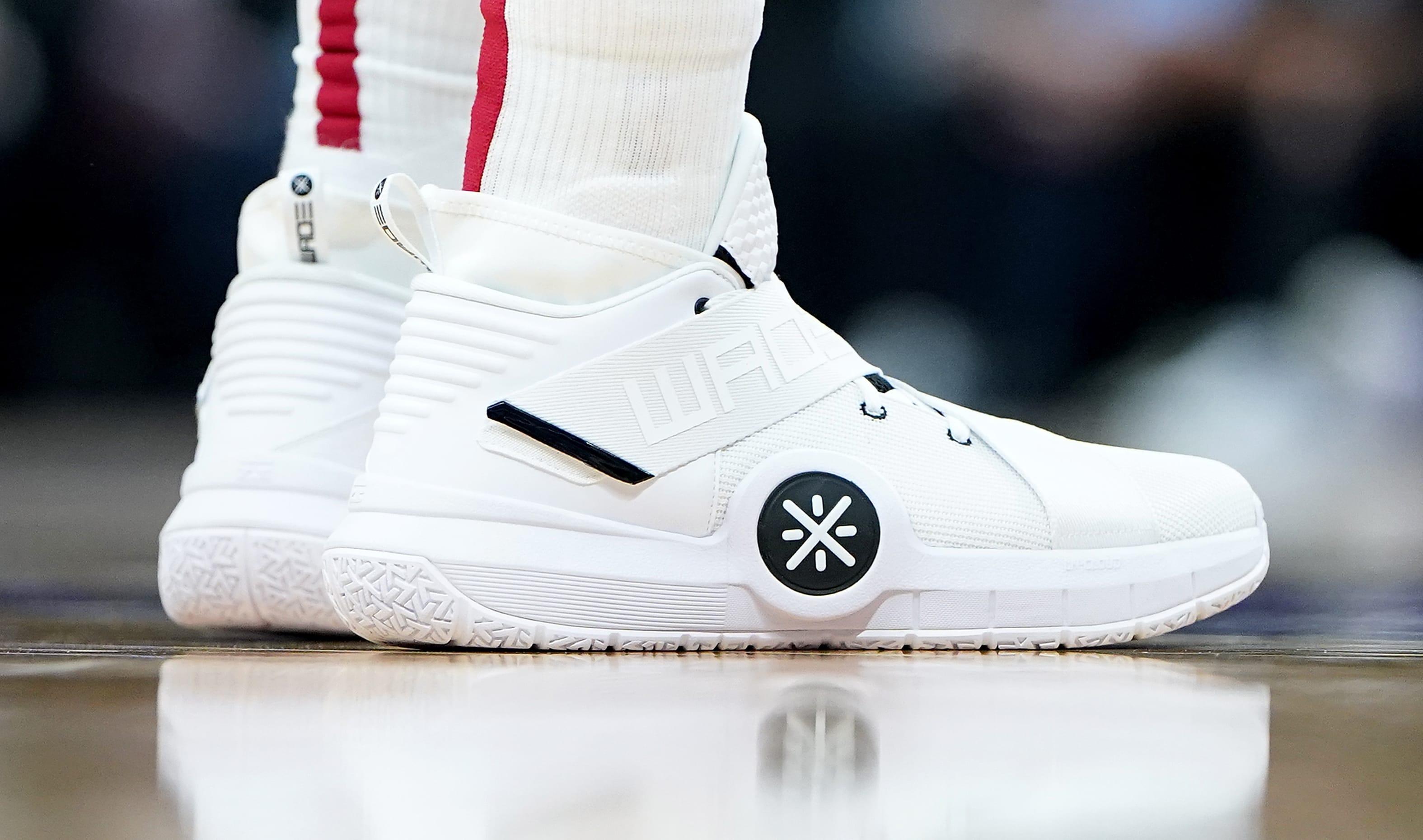 D Wade Jordans Online Bellvalefarms