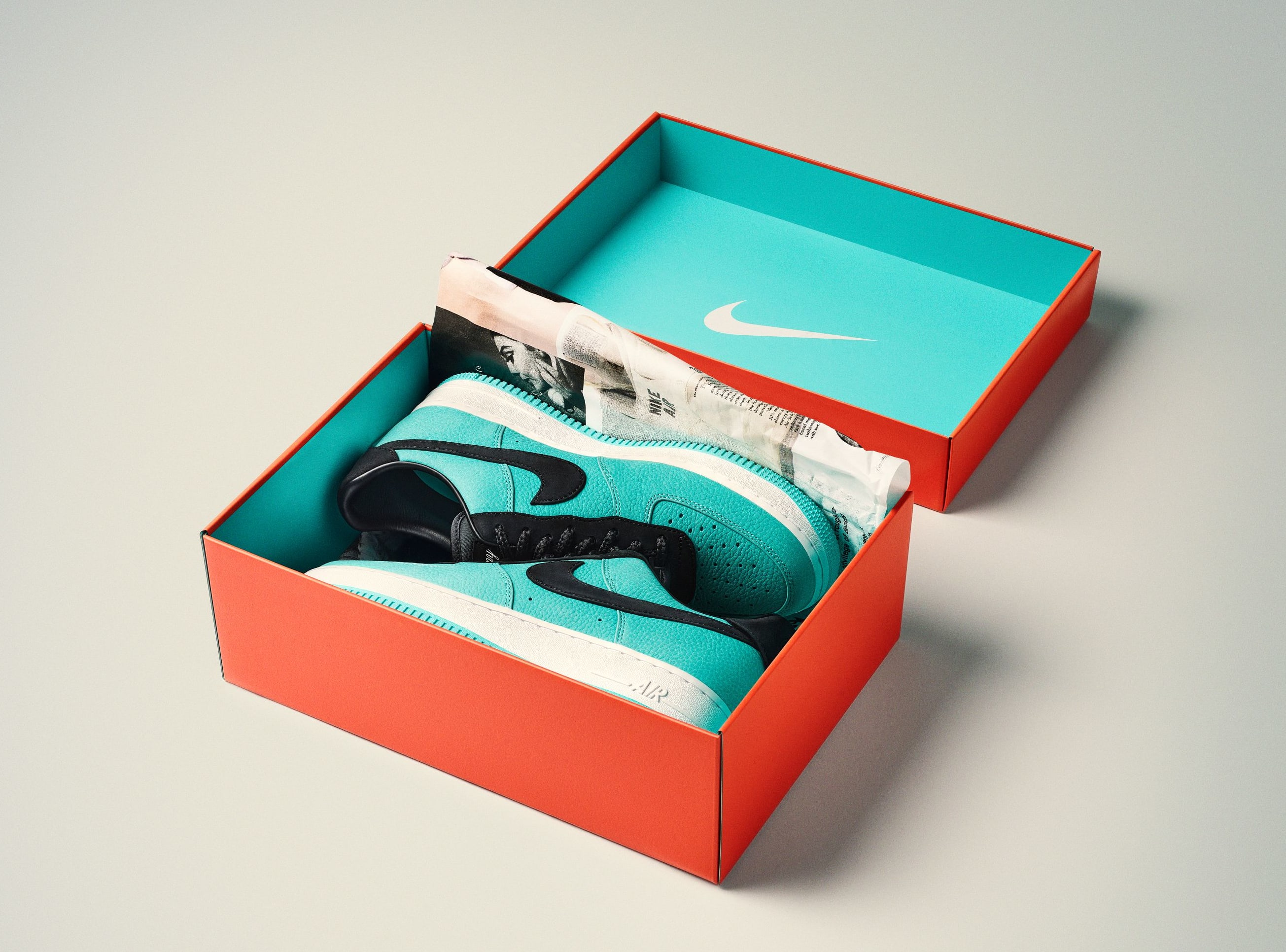 Tiffany and Co. x Nike Air Force 1 1837 &#x27;Tiffany Blue&#x27; Friends and Family (Box)
