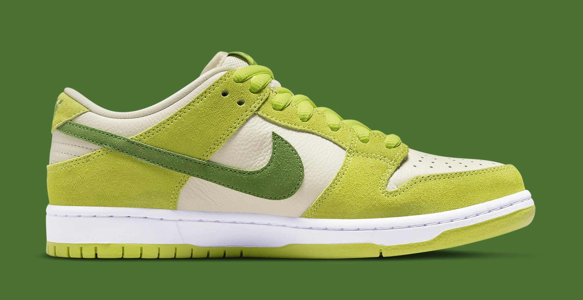 Nike SB Dunk Low &#x27;Green Apple&#x27; DM0807 300 Medial