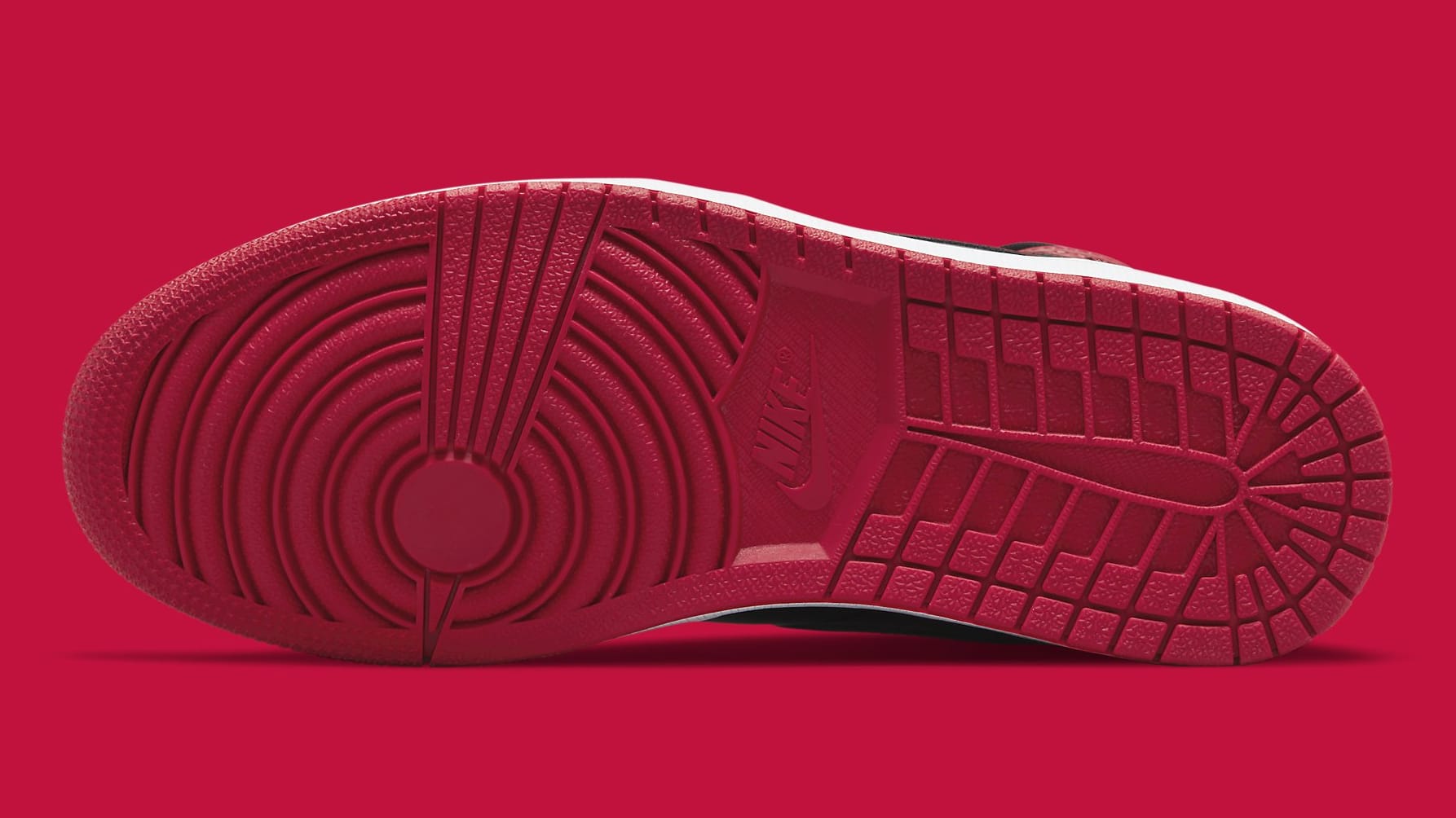 Air Jordan 1 I Bred Patent Leather Release Date 555088-063 Sole