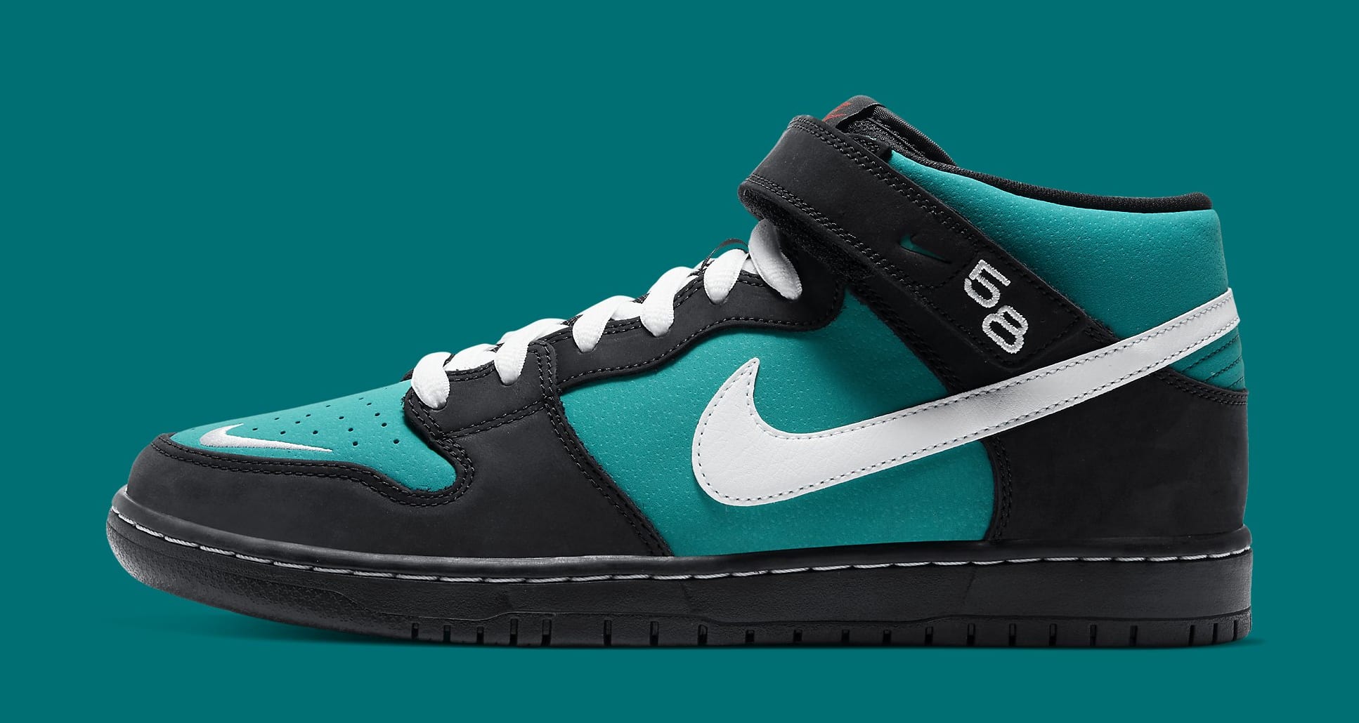 Best Look Yet at the 'Griffey Jr.' SB Dunk Mid