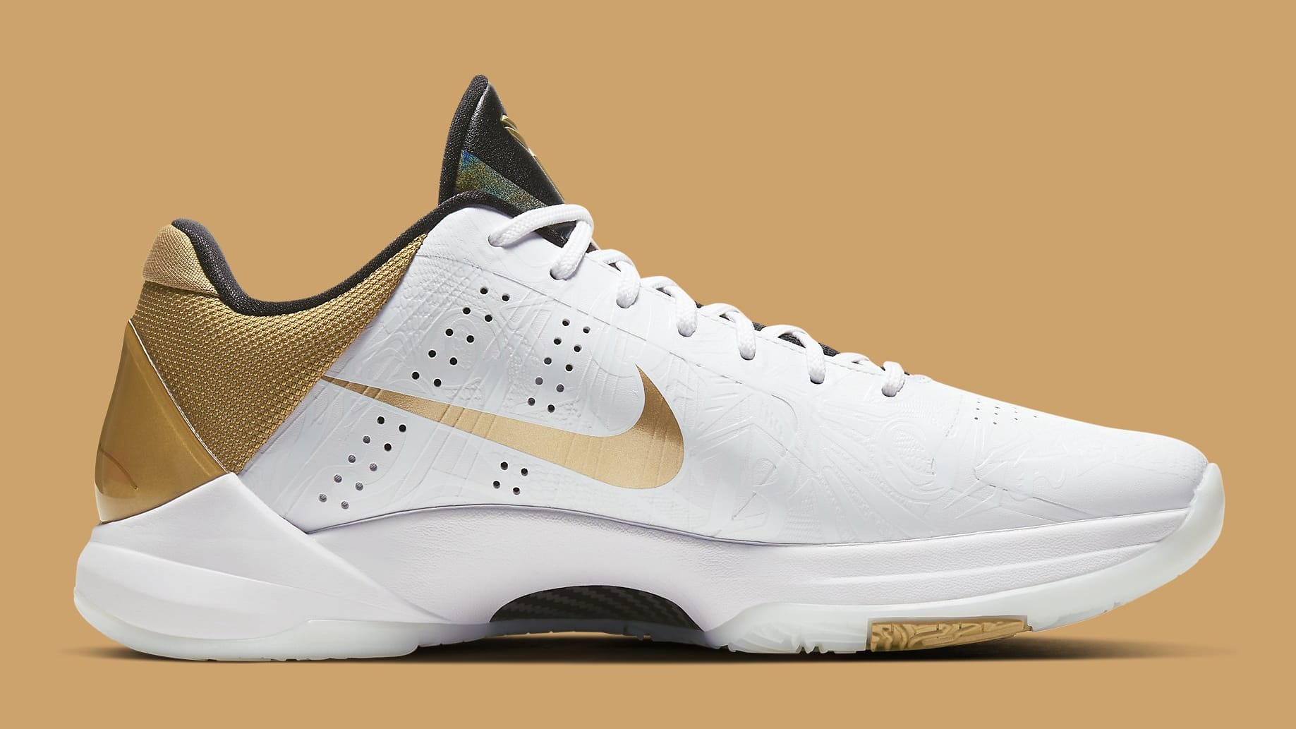 This Kobe 5 Protro Celebrates Kobe Bryant's Fifth NBA Title | Complex