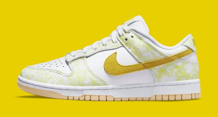 Nike Dunk Low &#x27;Yellow Strike&#x27; DM9467-700 Lateral