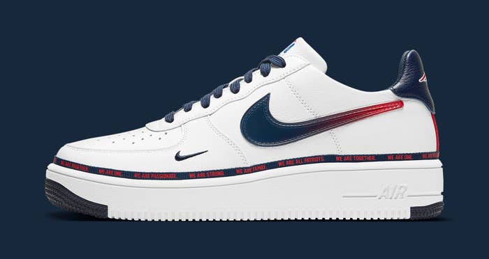 Nike Air Force 1 Ultraforce &#x27;New England Patriots&#x27; DB6316-100 Lateral