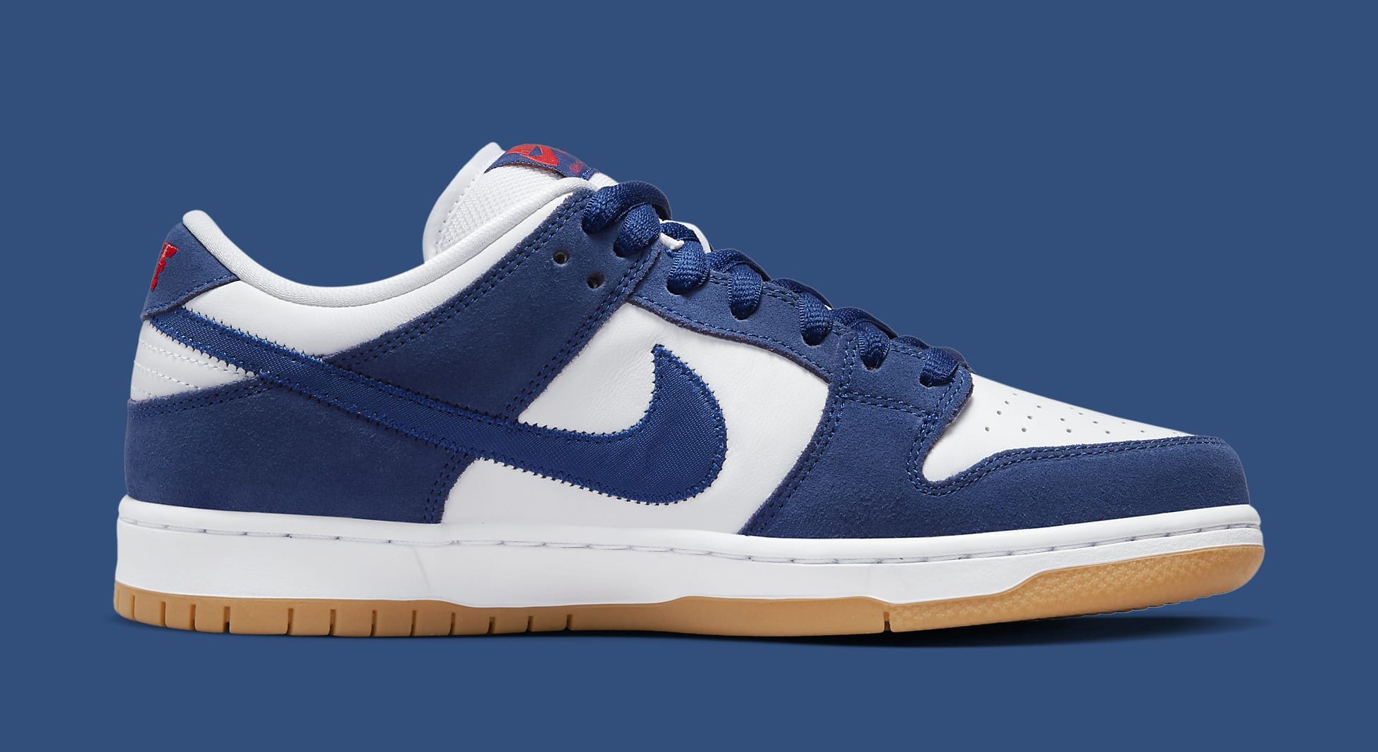 Nike SB Dunk Low &#x27;Dodgers&#x27; DO9395 400 Medial