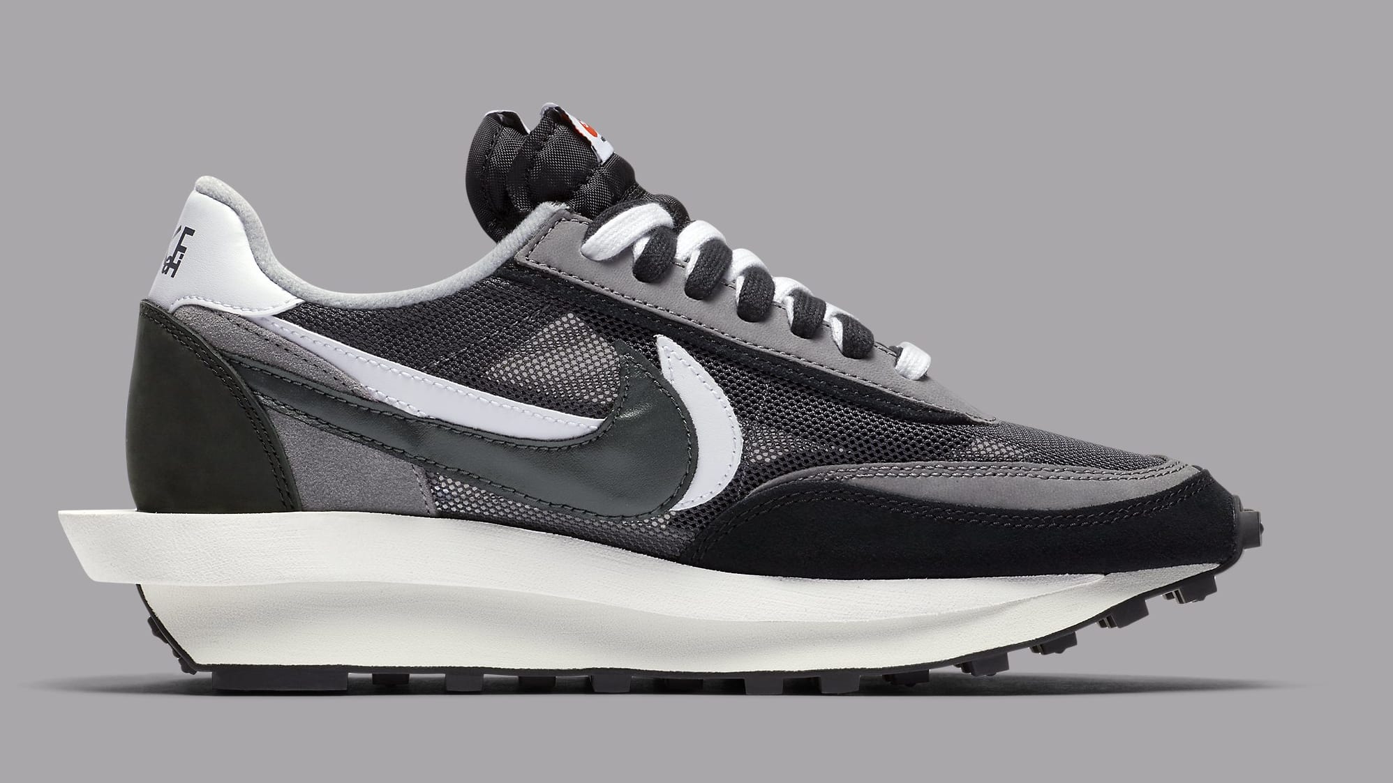 Sacai x Nike LDWaffle Black Anthracite Release Date BV0073-001 Medial