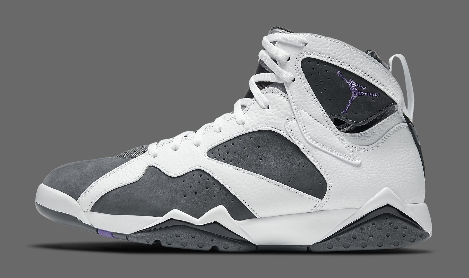 Jordan 7 store white and grey