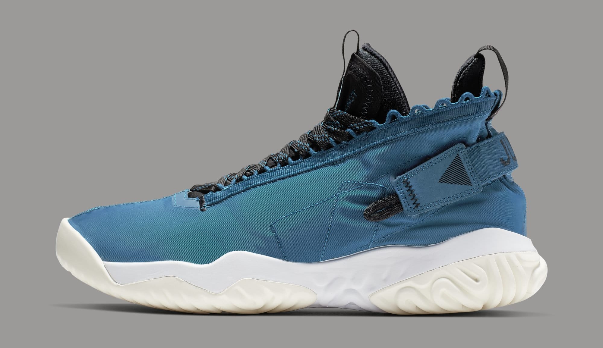 Jordan Proto-React &#x27;Maybe I Destroyed the Game&#x27; BV1654-301 (Lateral)