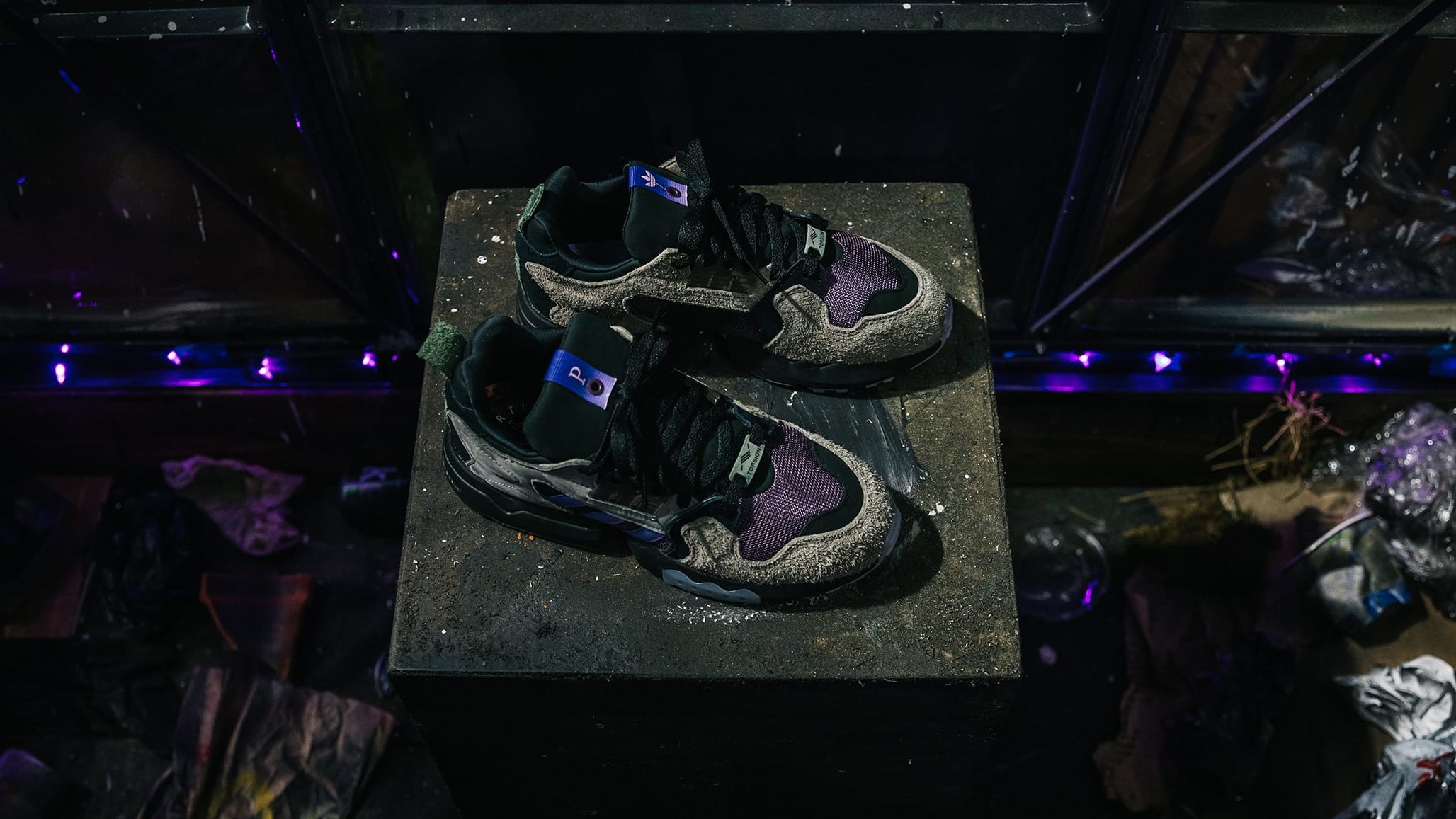packer-shoes-adidas-consortium-zx-torsion-mega-violet-top