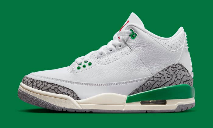 Air Jordan 3 Retro Women&#x27;s &#x27;Lucky Green&#x27; CK9246 136 Lateral