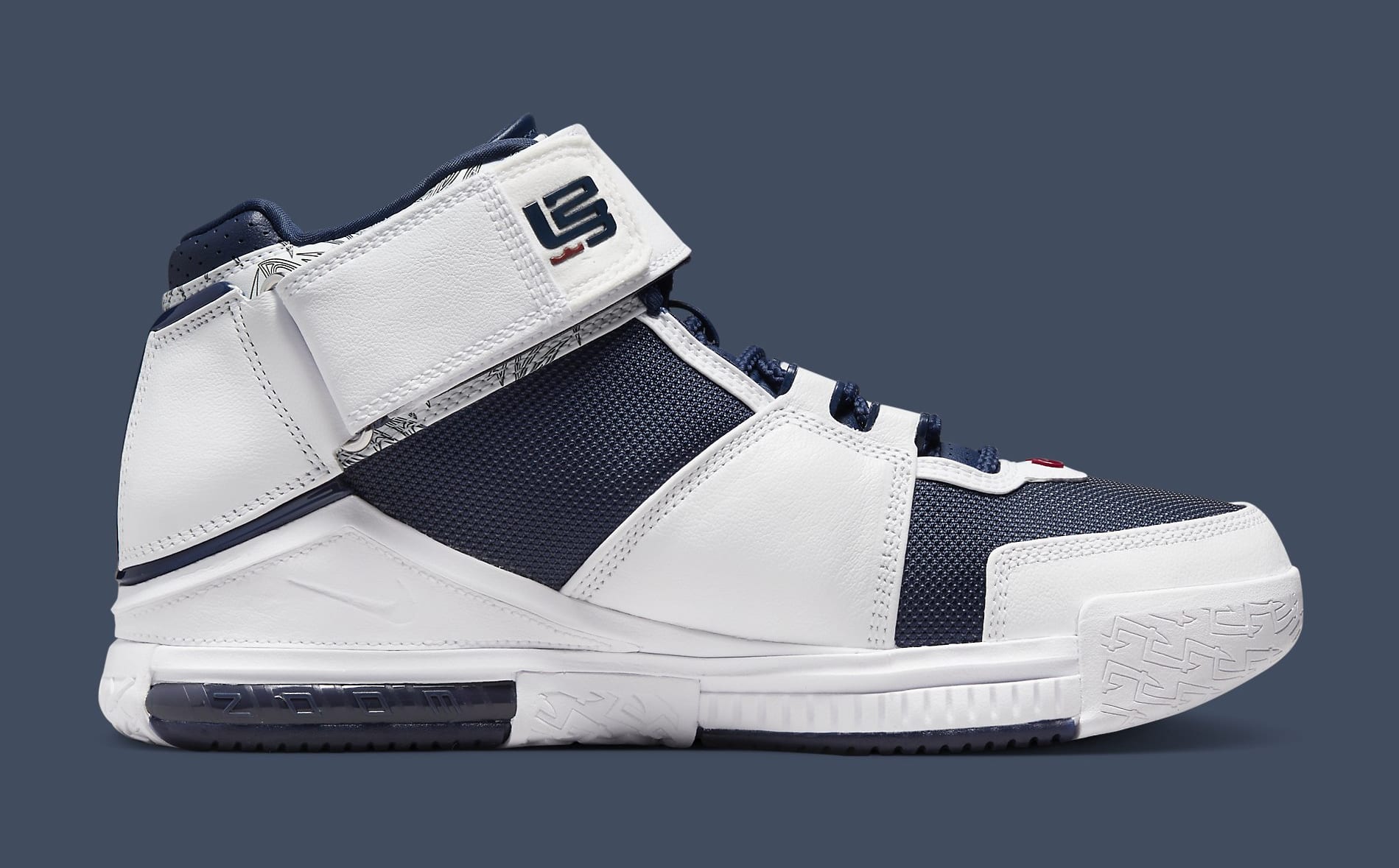 Nike LeBron 2 &#x27;Midnight Navy&#x27; DR0826 100 Medial