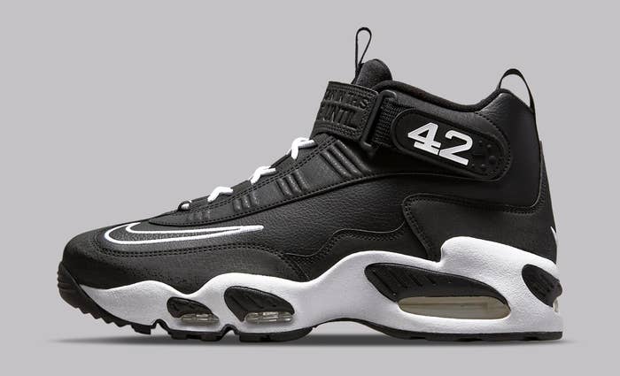 Ken Griffey Jr. Honors Jackie Robinson With This Nike Air Griffey Max 1 ...
