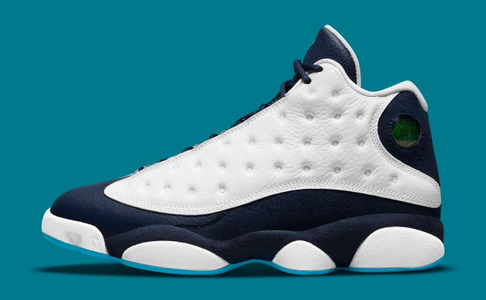 Charlotte Hornets Colors Appear on This Air Jordan 13 | Complex