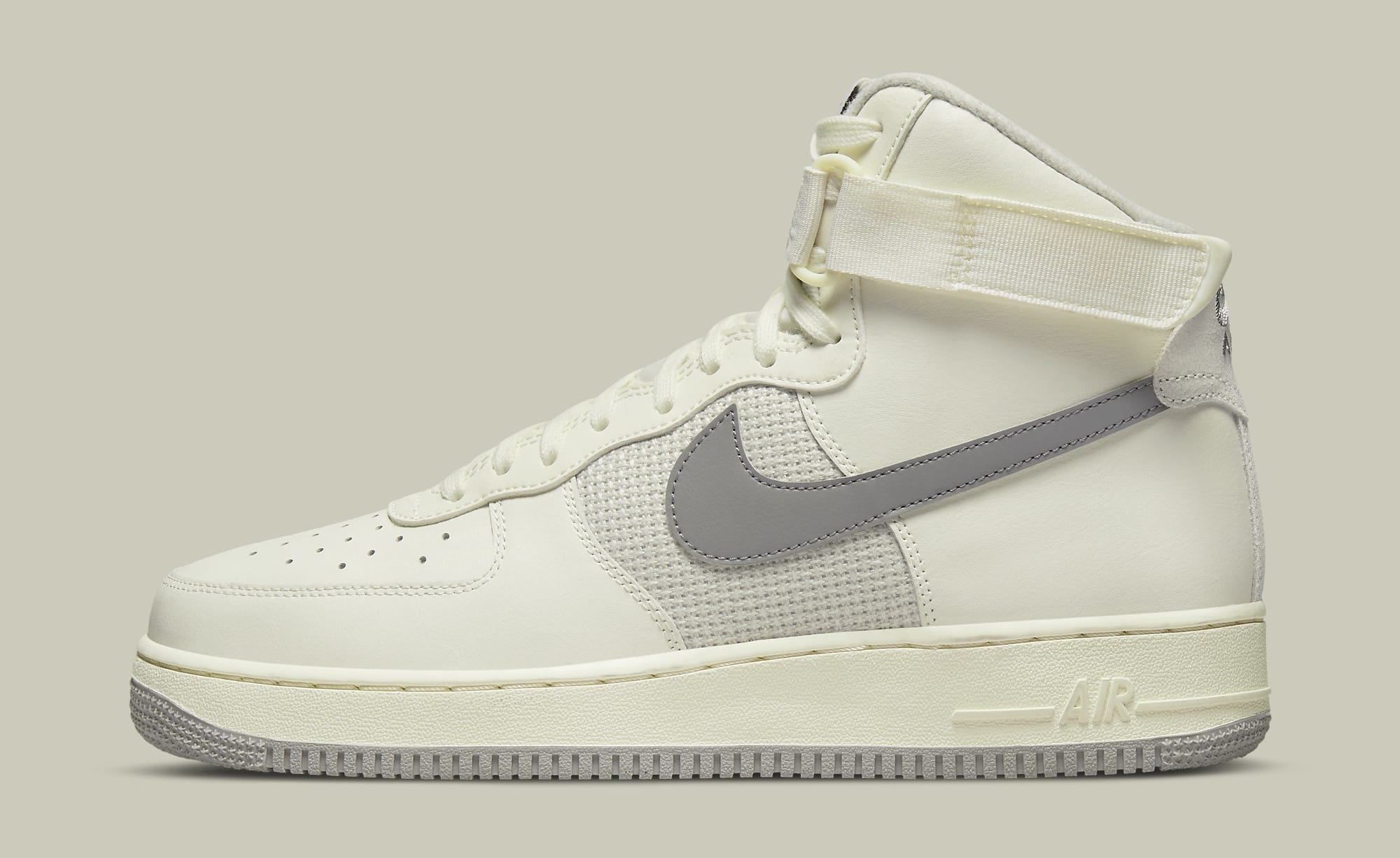 This OG-Styled Nike Air Force 1 High Is Dropping in July