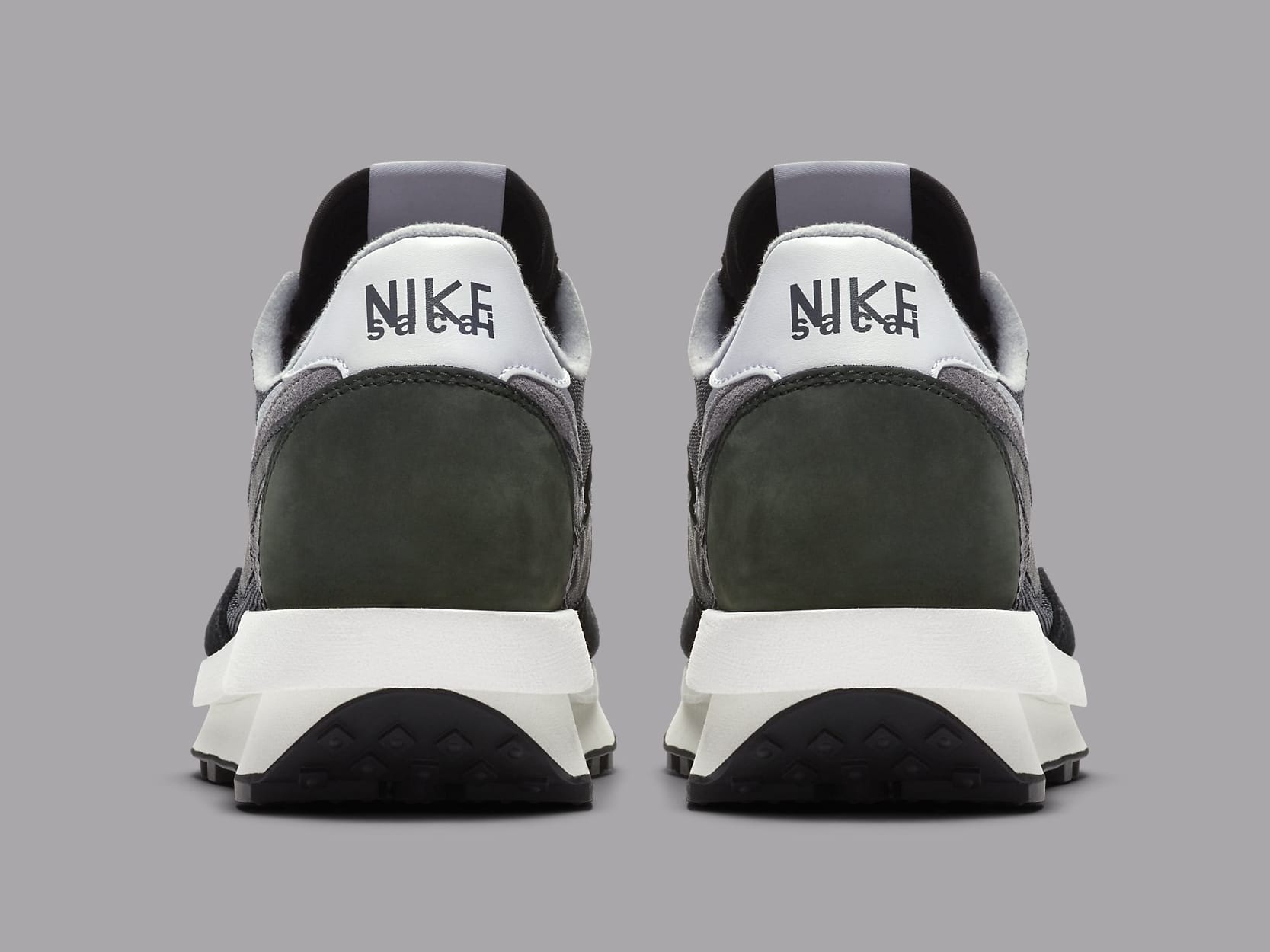 Sacai x Nike LDWaffle Black Anthracite Release Date BV0073-001 Heel