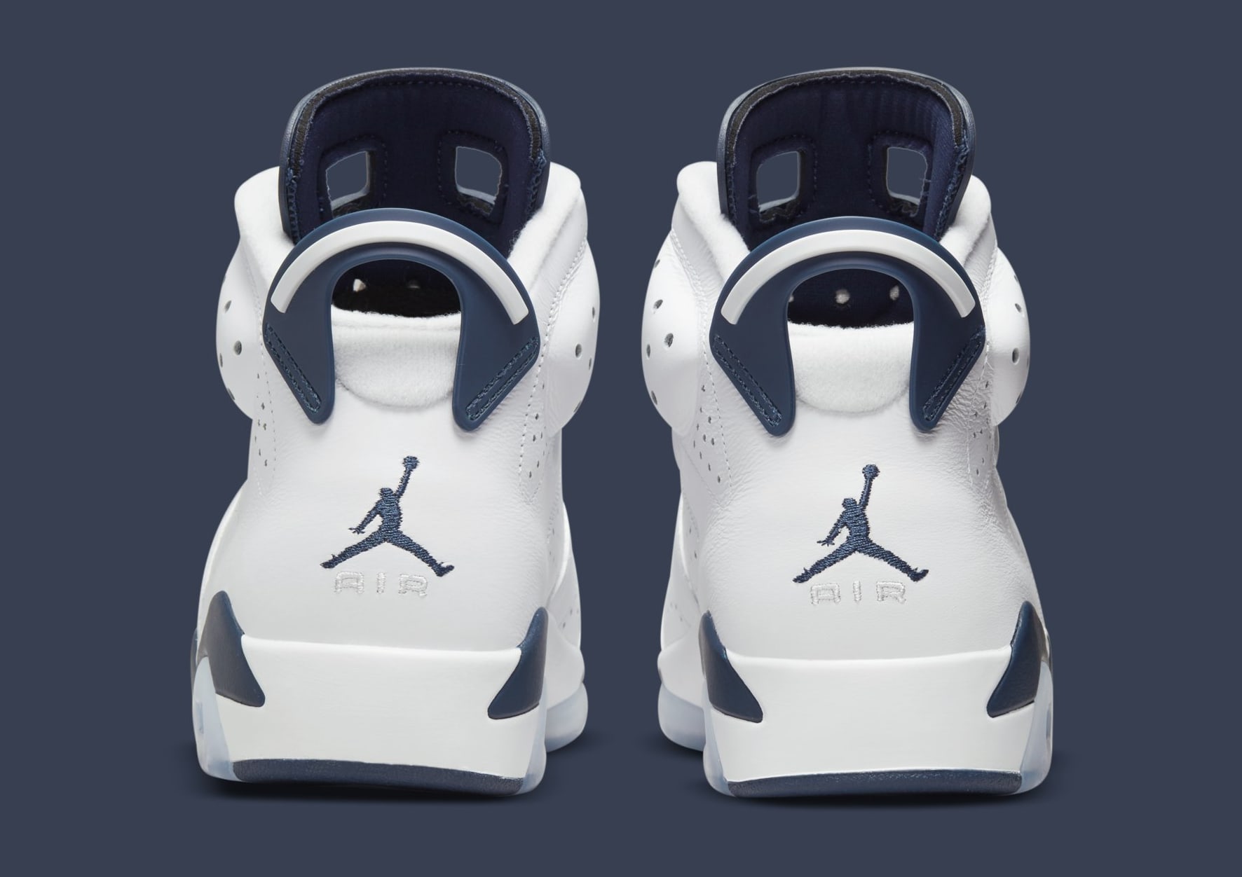 Navy blue and hot sale white jordan 6