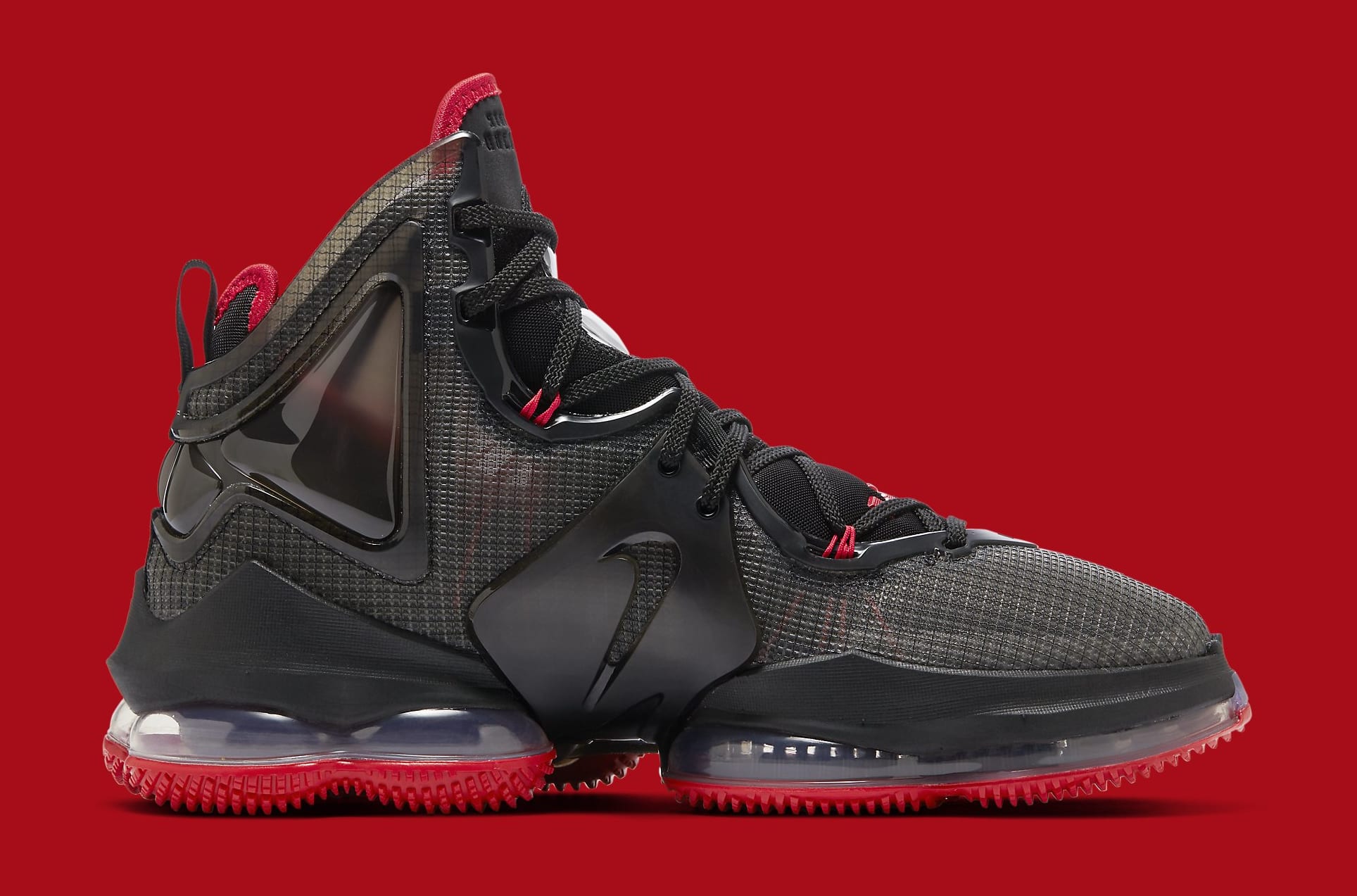 Best Look Yet at the 'Bred' Nike LeBron 19