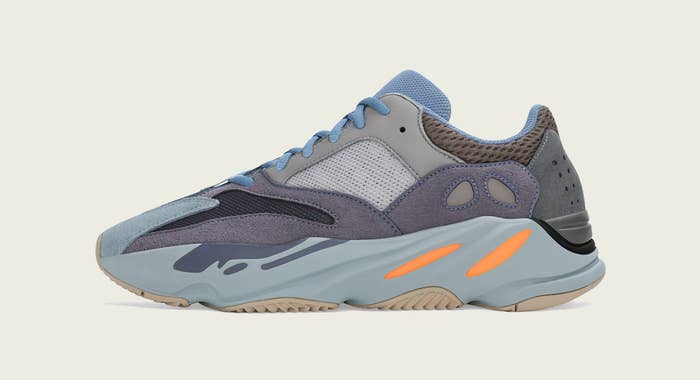 adidas-yeezy-boost-700-carbon-blue-lateral