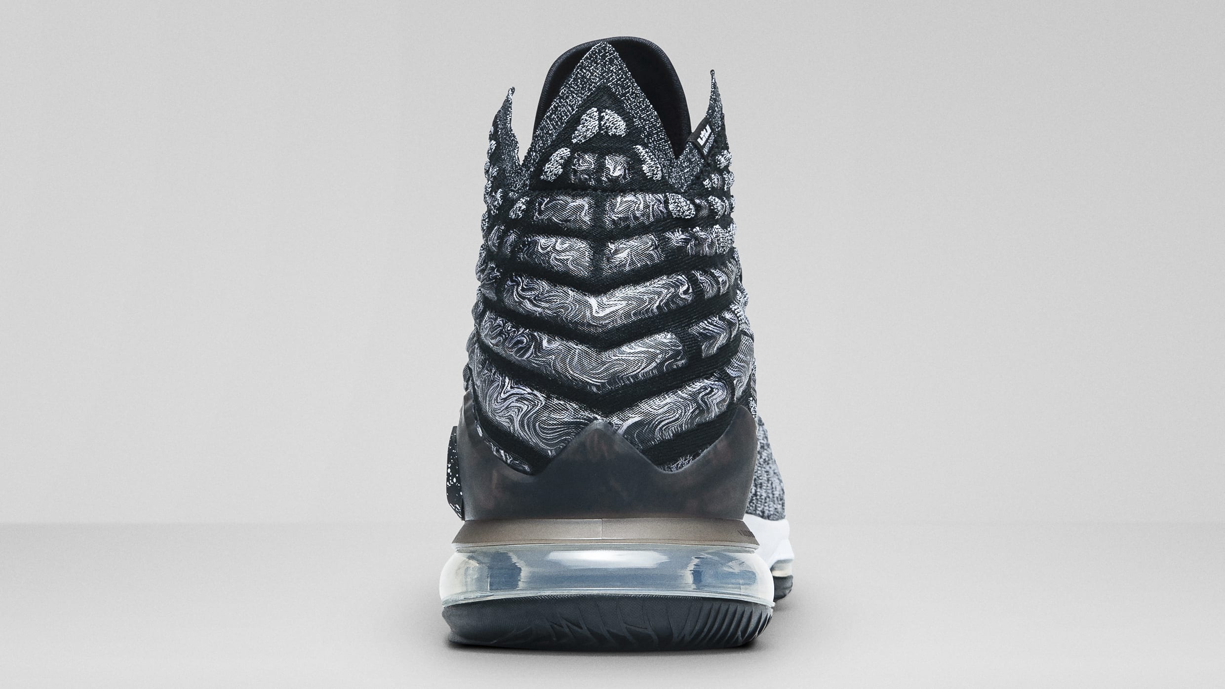 Nike LeBron 17 &#x27;Black/White&#x27; (Heel)