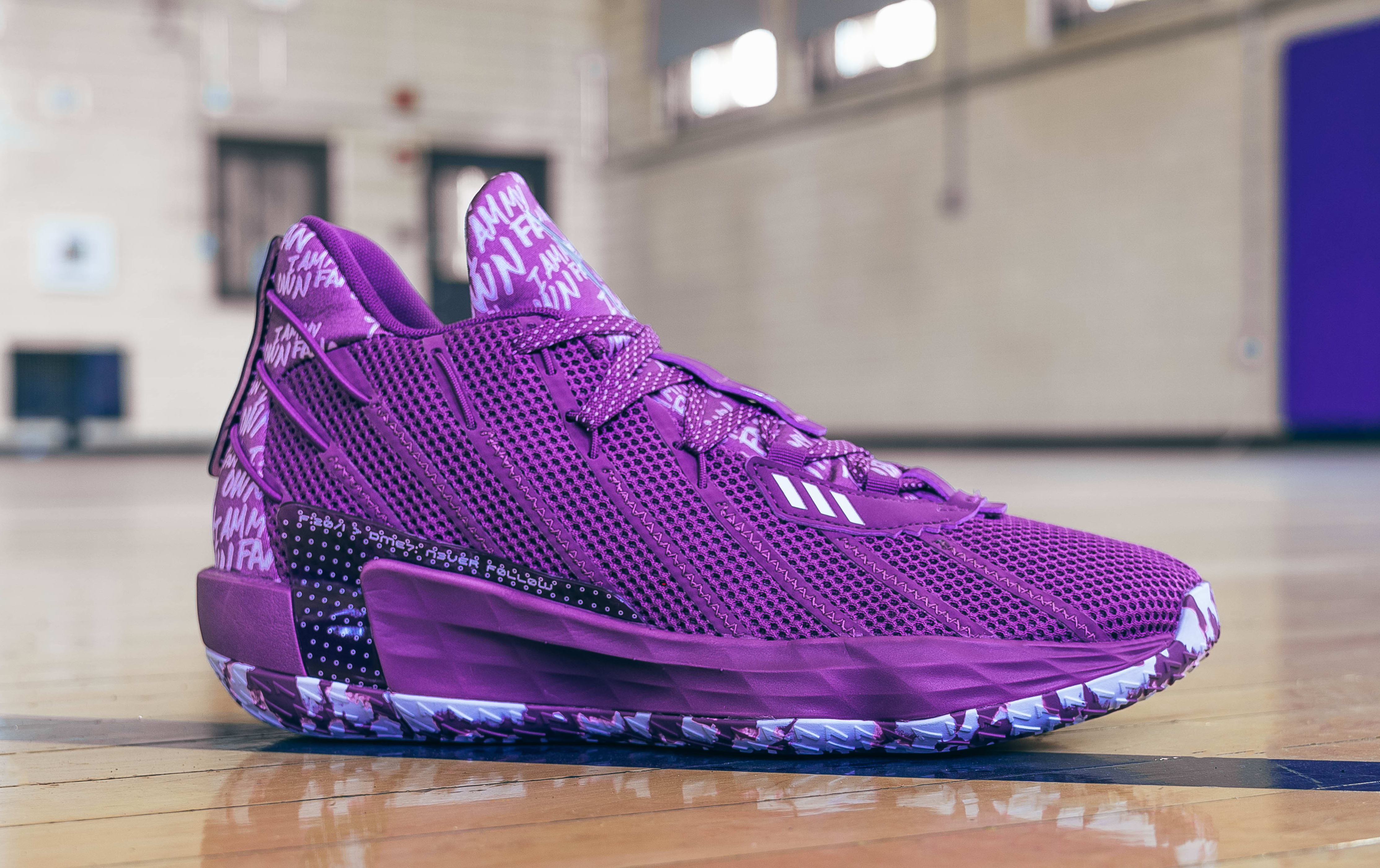 Adidas Dame 7 Purple (Lateral)