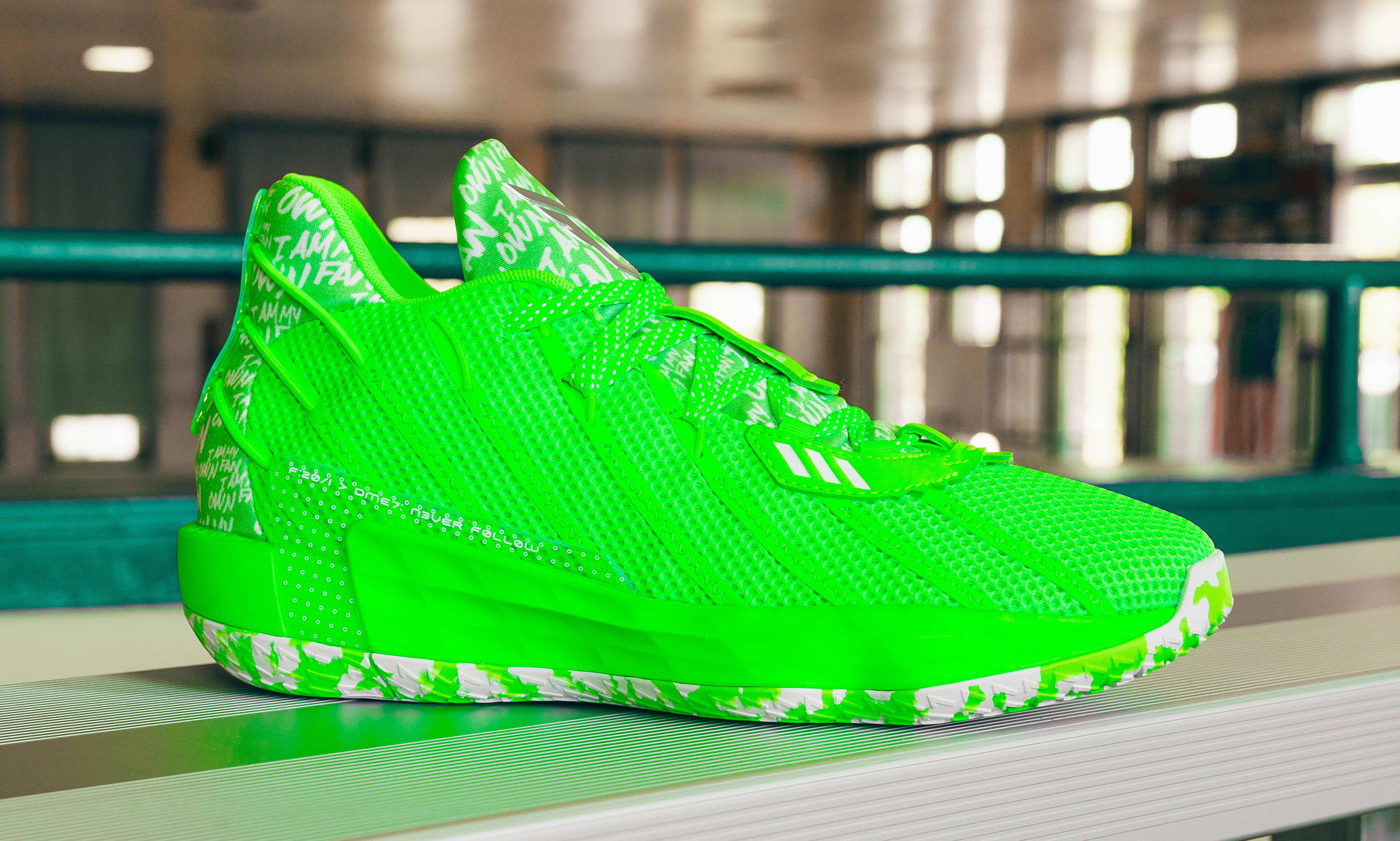 Adidas Dame 7 Lime (Lateral)