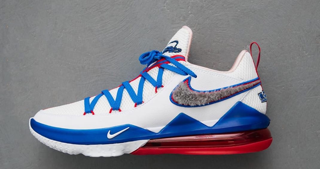 Nike LeBron 17 Low &#x27;Toon Squad&#x27; CD5007-100 (Lateral)