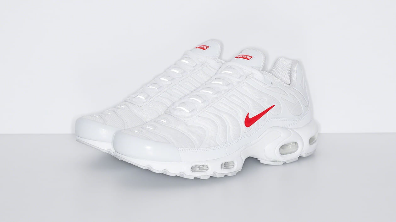 Supreme x Nike Air Max Plus &#x27;White&#x27; Pair