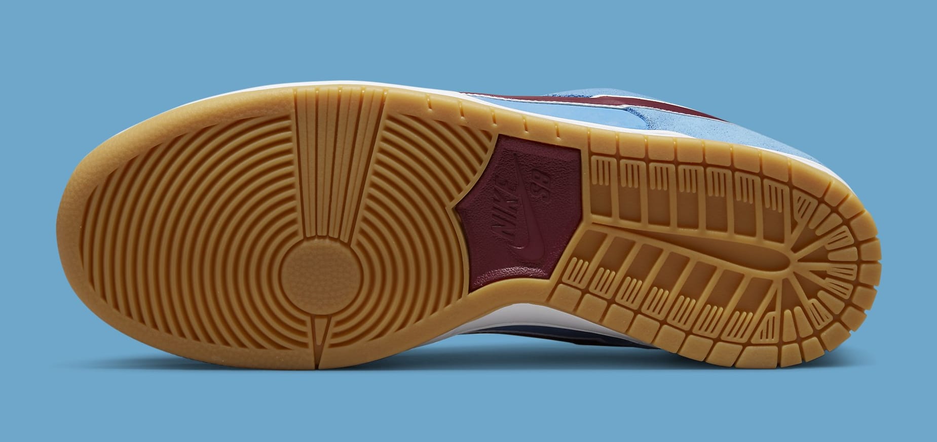 Nike SB Has New Dunks in Philadelphia Phillies Colors