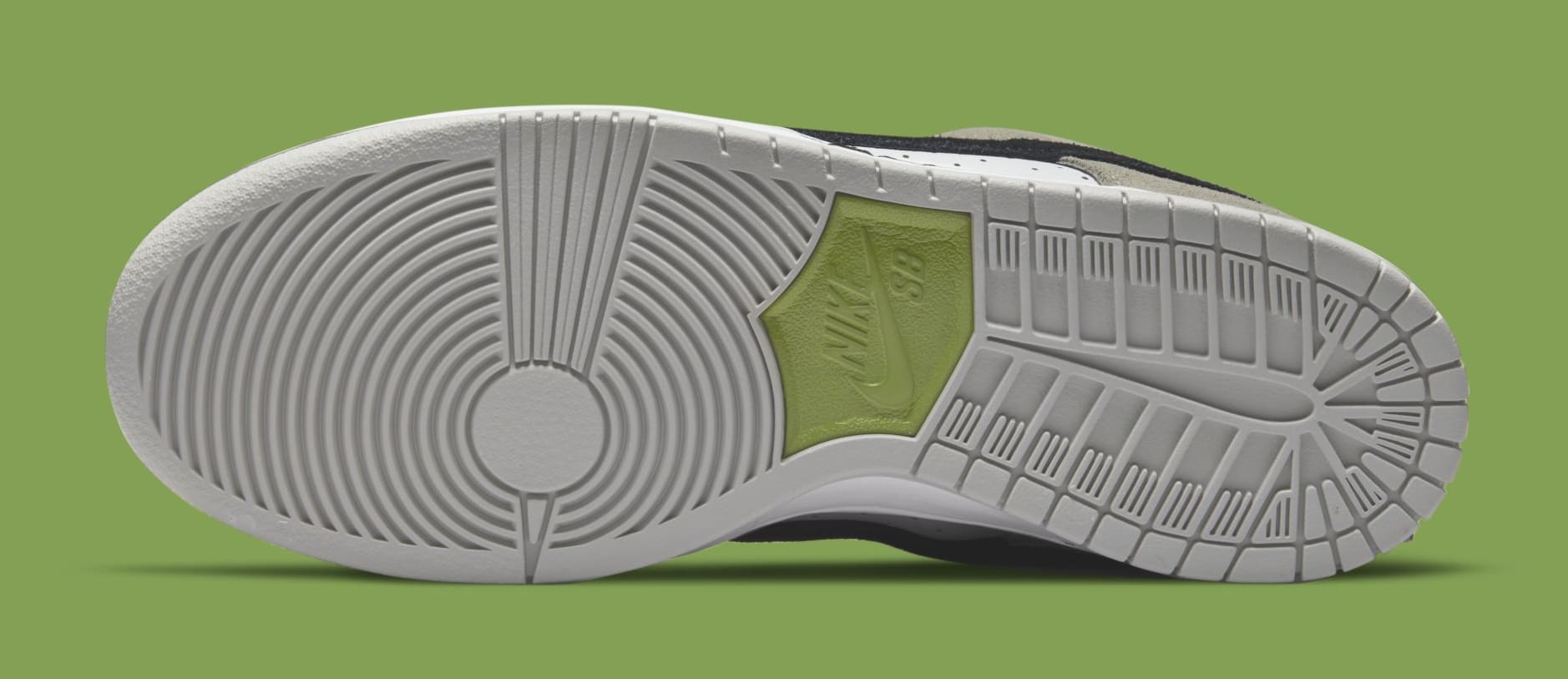 Nike SB Dunk Low &#x27;Chlorophyll&#x27; BQ6817 011 Outsole