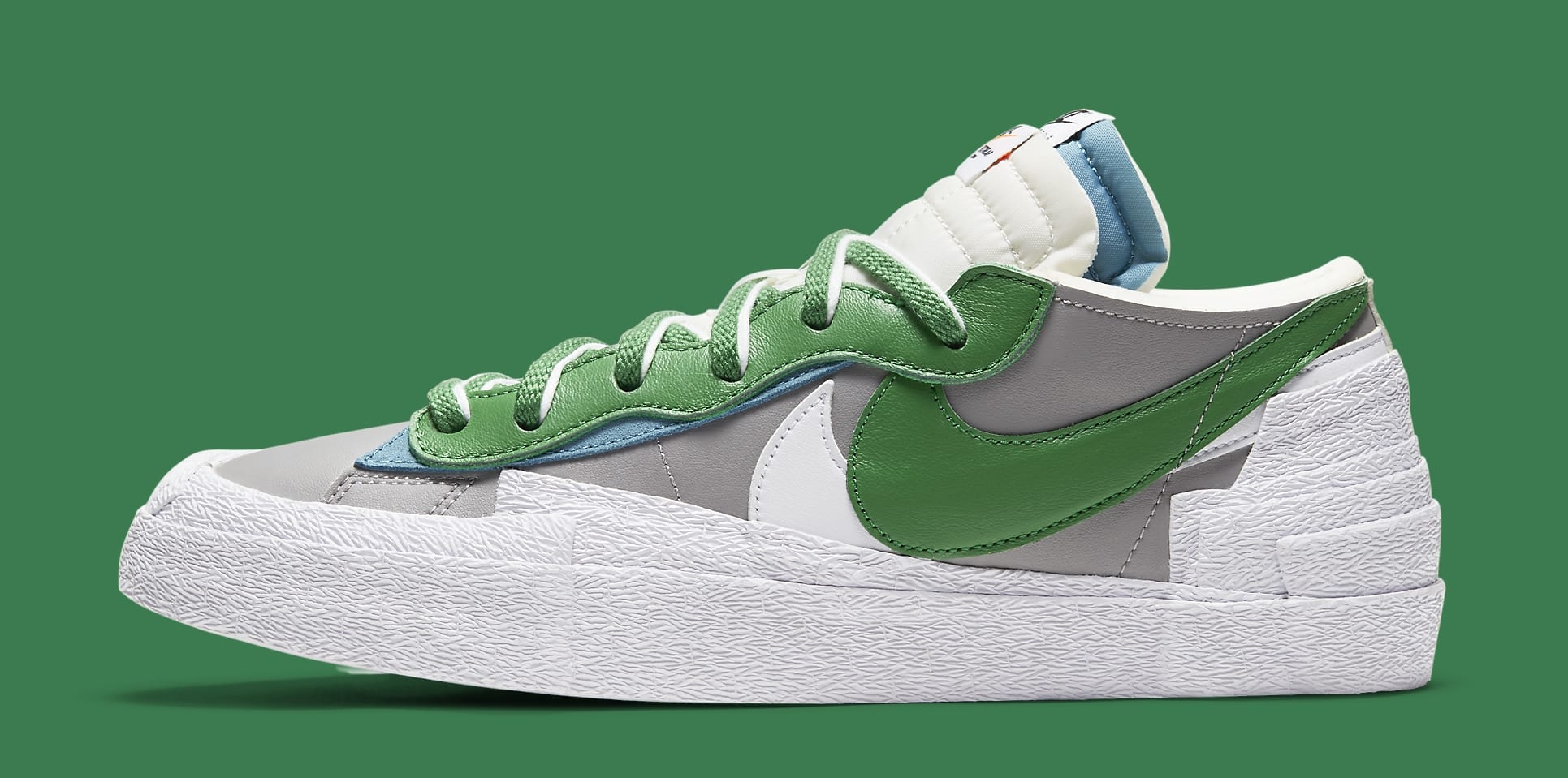 Sacai x Nike Blazer Low &#x27;Classic Green&#x27; DD1877-001 Lateral