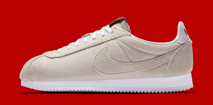 Gevlekt wazig Arena The Starcourt Mall Inspires the Latest 'Stranger Things' x Nike Cortez |  Complex