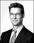 Currie was the CFO of Netscape and has since become an investor, Silicon Valley wiseman, and director at Twitter. He has 300,000 shares.