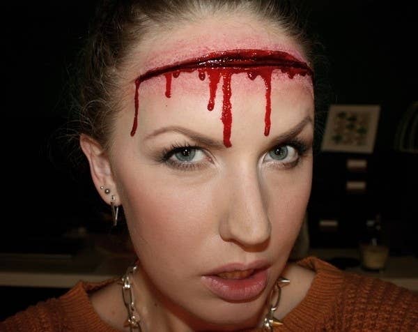 21 Easy Hair And Makeup Ideas For Halloween