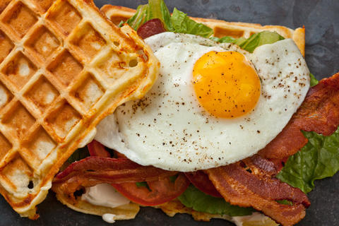 19 Foods That Are Better With A Fried Egg On Top