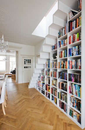 22 Things That Belong In Every Bookworm's Dream Home