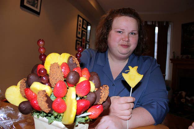 24 Reasons Why You Should Never Give Someone An Edible Arrangement