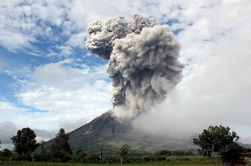 Indonesia Raises Alert For Volcano To Highest Level