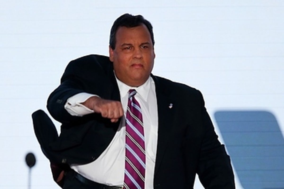Chris Christie flaunts his weight-loss AND wins MVP at Yankees