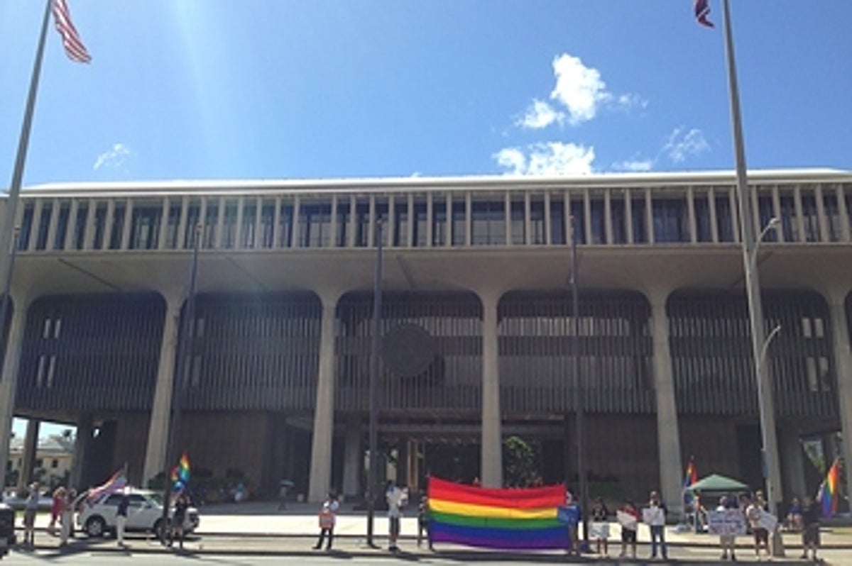 Hawaii House Committees Pass Marriage Equality Bill After Five Days Of