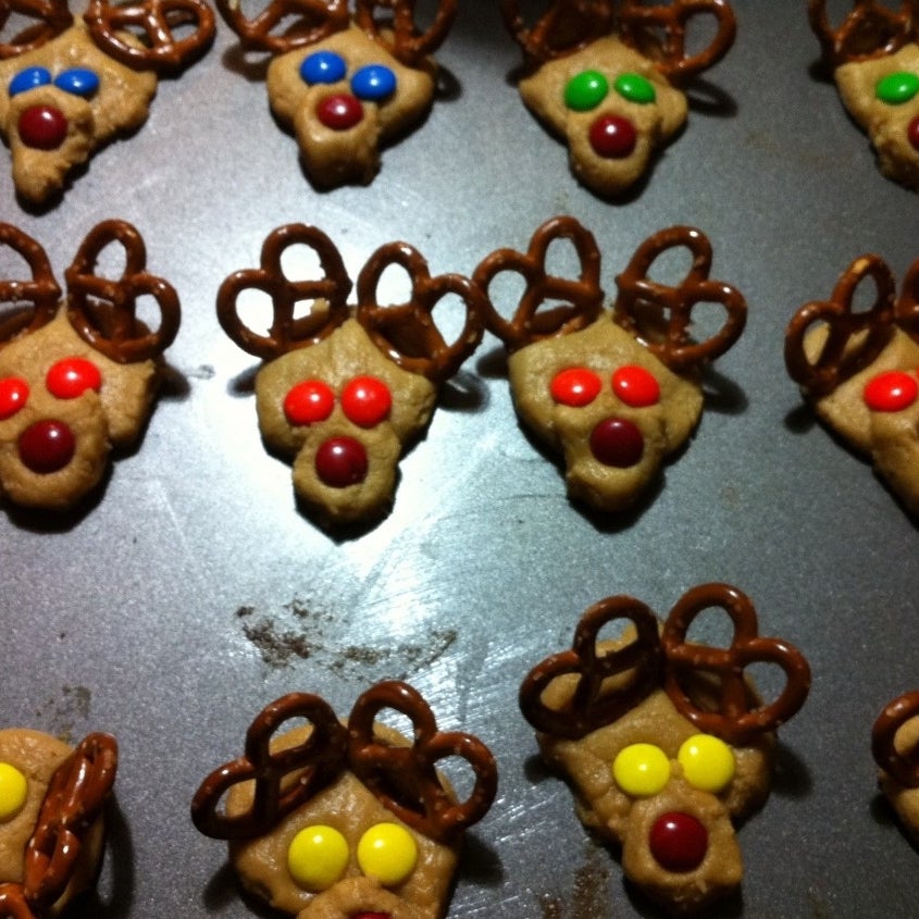 24 Fun Holiday Treats To Make With Kids
