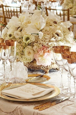 51 Reasons To Shower Your Wedding In Gold