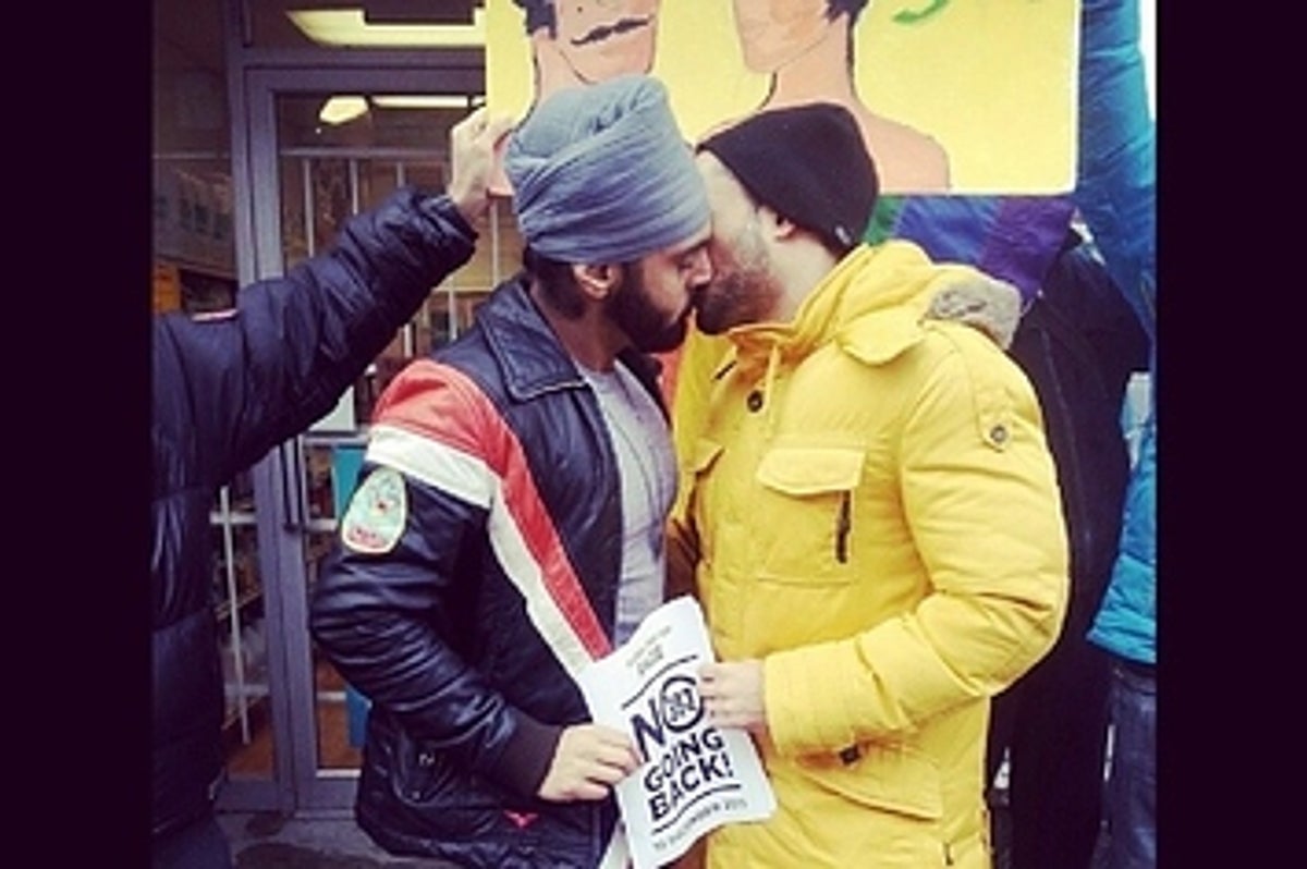 Deleted Facebook Photo Of A Gay Sikh Kissing A Man Sparks Debate On Sikhism  And LGBT Rights