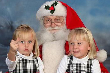 awkward-family-christmas-photos-1-24813-