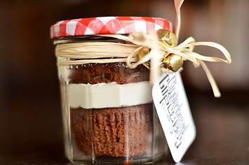 How To Make Cute Gingerbread Cupcakes In A Jar