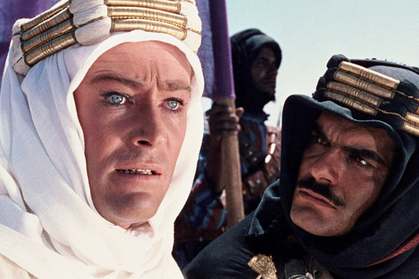 The NYT describes Peter O'Toole's "bravura acting" best:"Mr. O’Toole threw himself wholeheartedly into what he called 'bravura acting,' courting and sometimes deserving the accusation that he became over-theatrical, mannered, even hammy. His lanky, loose-jointed build; his eyes; his long, lantern-jawed face; his oddly languorous sexual charm; and the eccentric loops and whoops of his voice tended to reinforce the impression of power and extravagance."